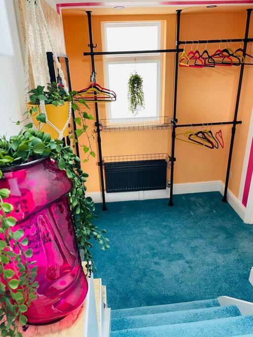 Colourful Apartment In Margate KENT Buitenkant foto