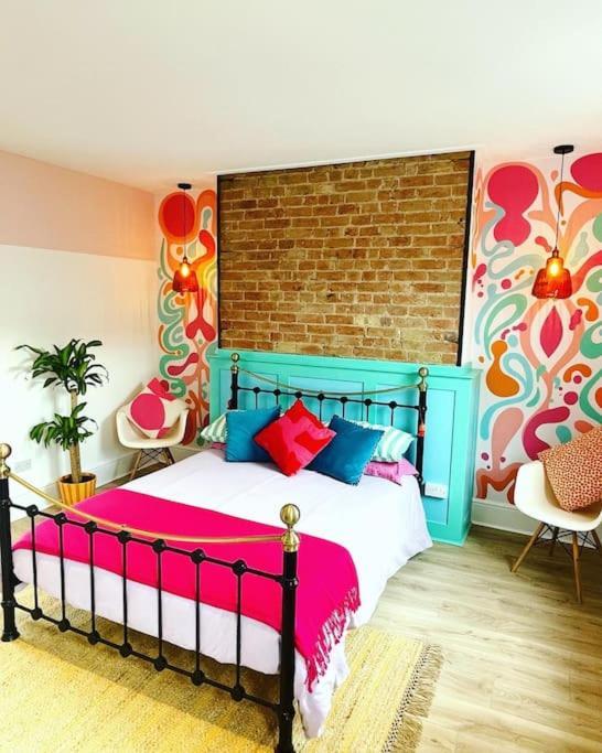 Colourful Apartment In Margate KENT Buitenkant foto